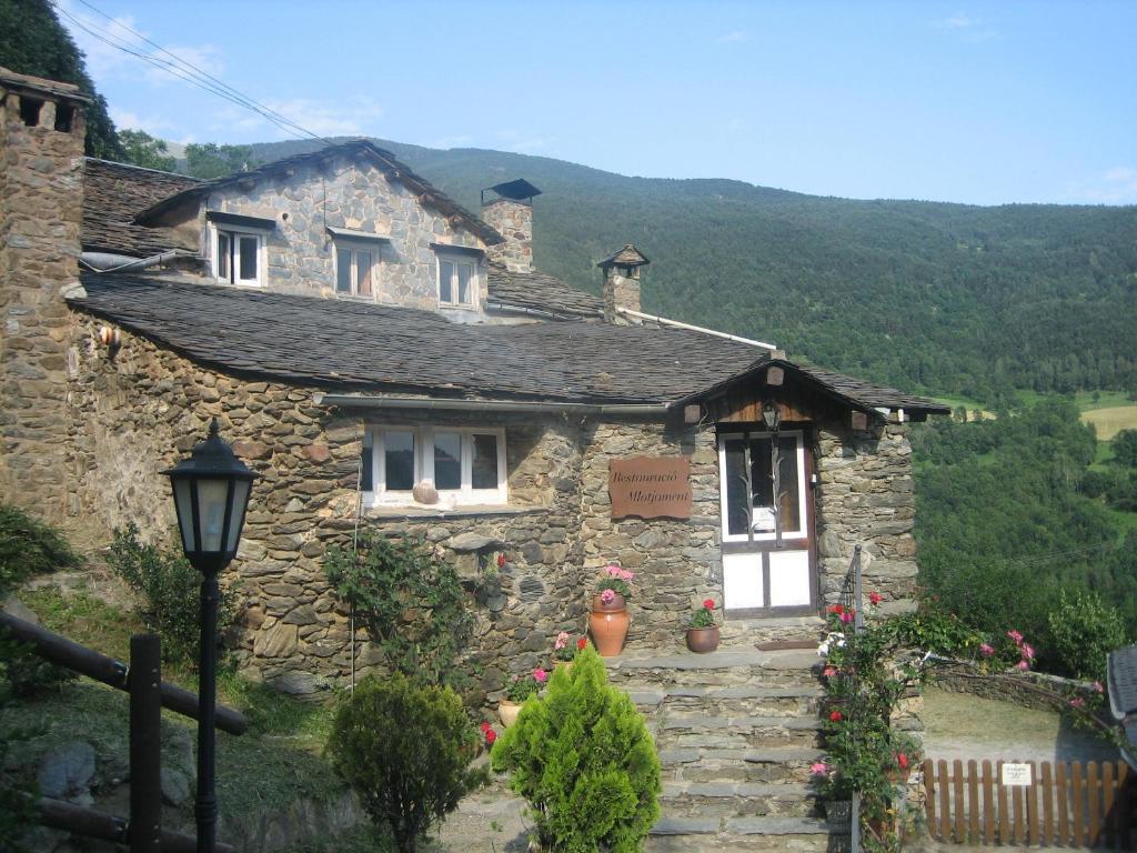 Apartaments Fontalba Керальбс Экстерьер фото